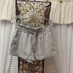 A New day Black and White Striped High-Waisted Shorts